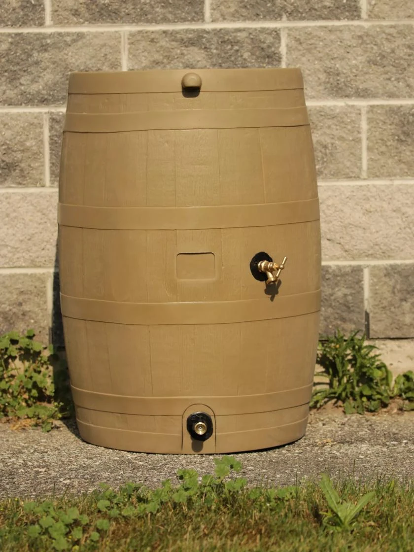 Flat-Back Rain Barrel 1 Flat-Back Rain Barrel